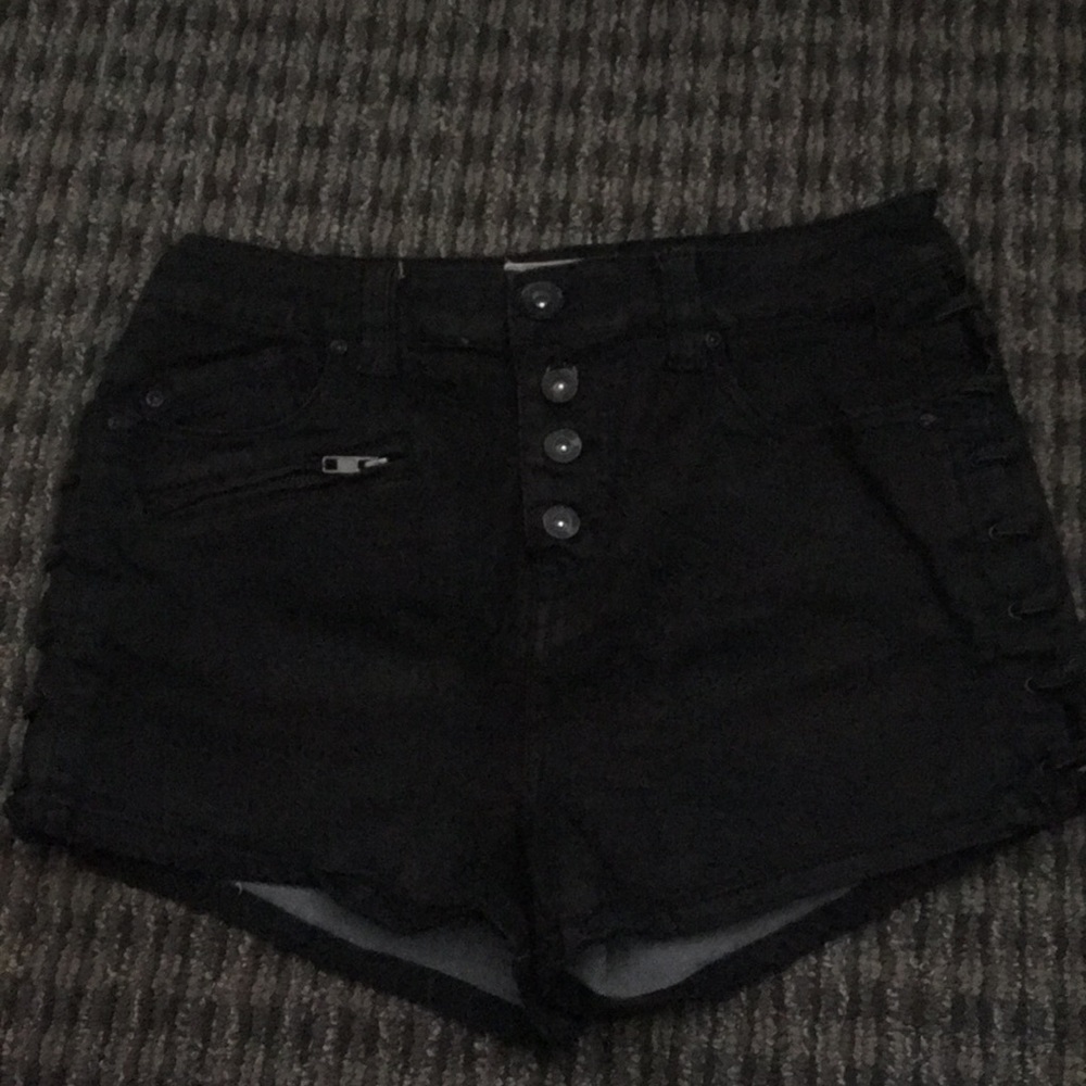Really cute black lace up sides shorts